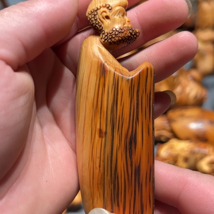 柏木（崖柏）点点关注