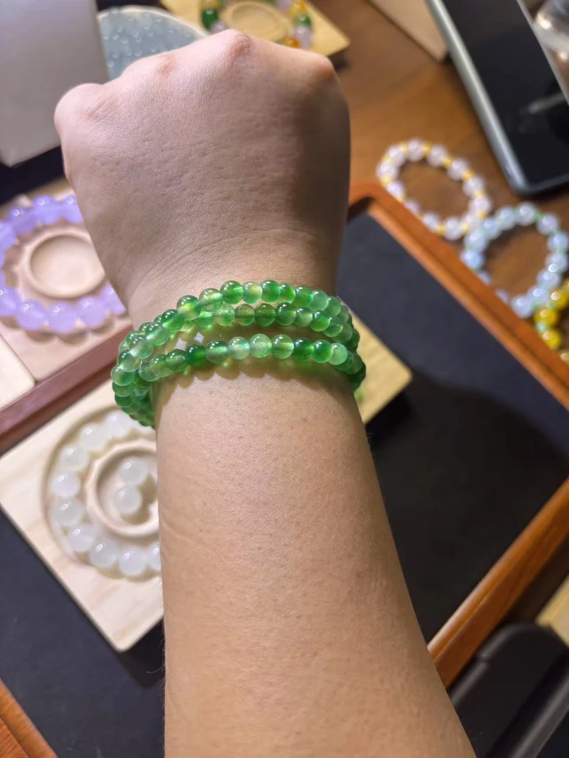 正品卡6MM缅A高冰玻飘绿花珠子多样性发一（PV068)