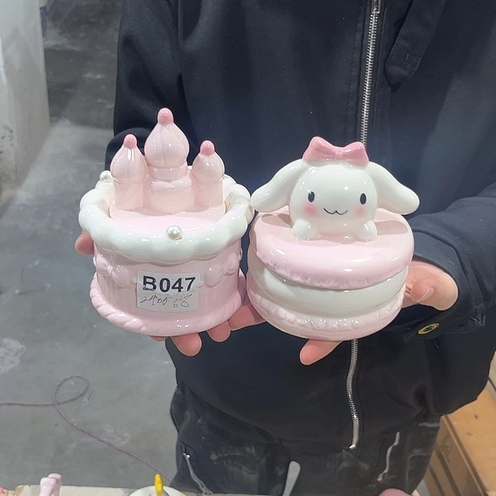 紫砂茶壶我们的，