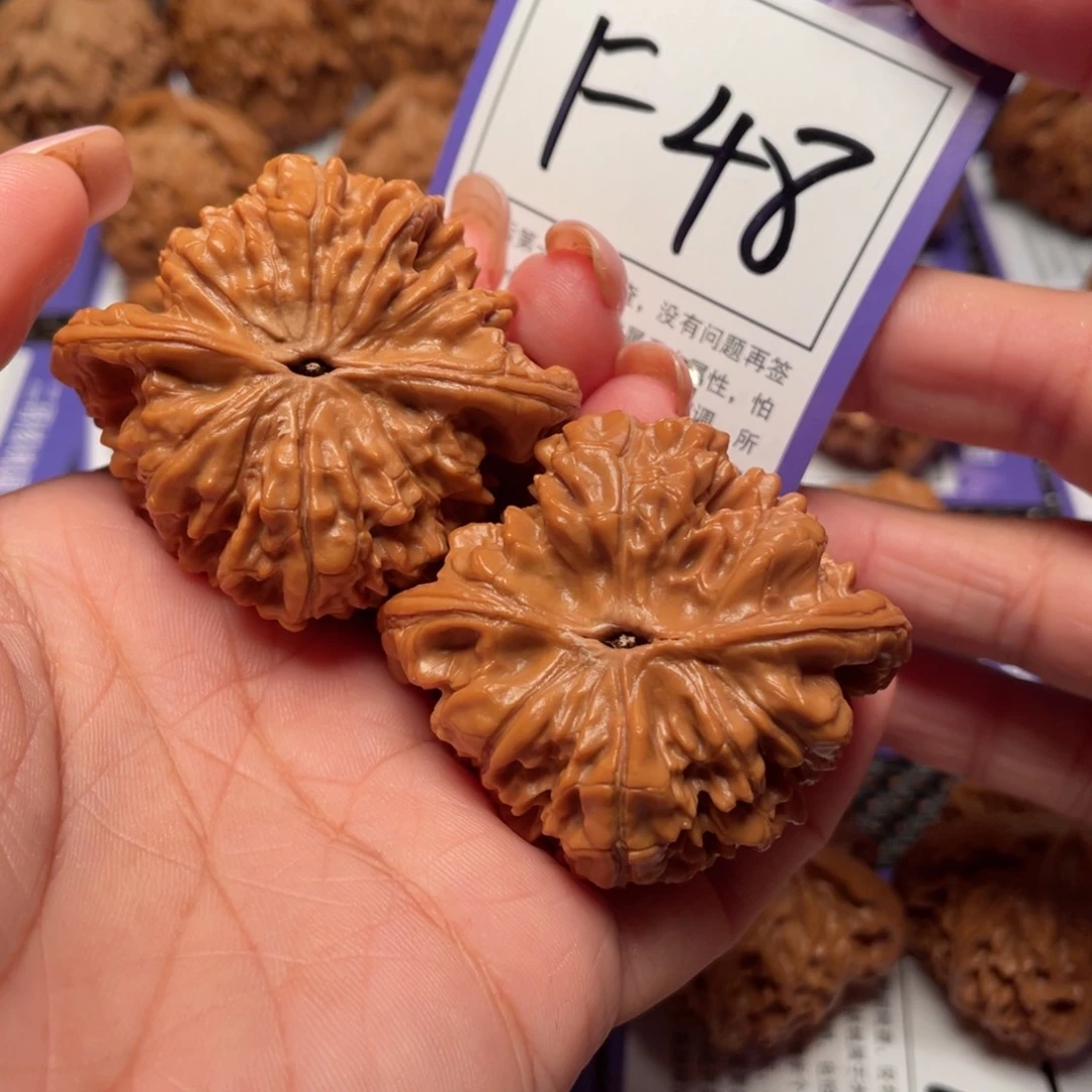 桃核把件48号官帽49