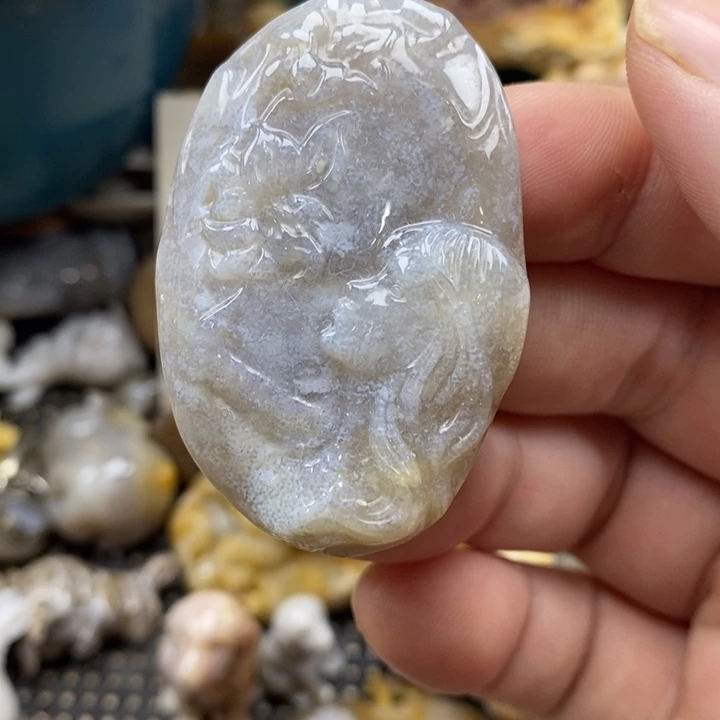 颈饰未镶嵌硅化珊瑚（珊瑚玉）