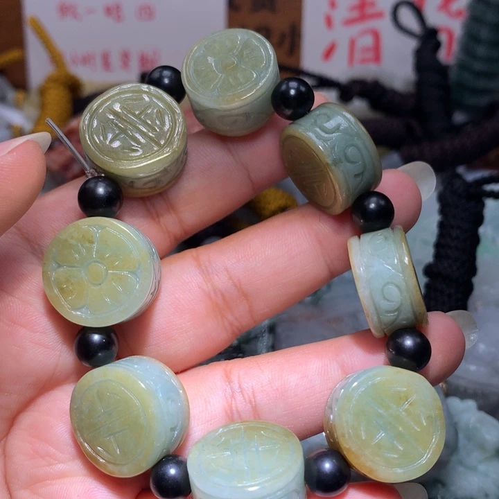 翡翠未镶嵌颈饰保真天然A货翡翠