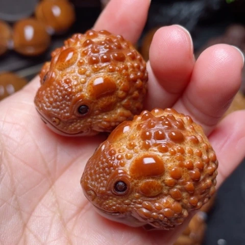 【闪购商品】手串/手链橄榄核金蝉手球32