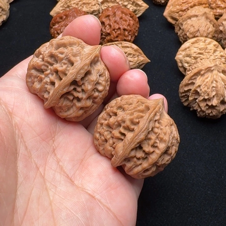 文玩核桃吊坠太行龙纹【3408】