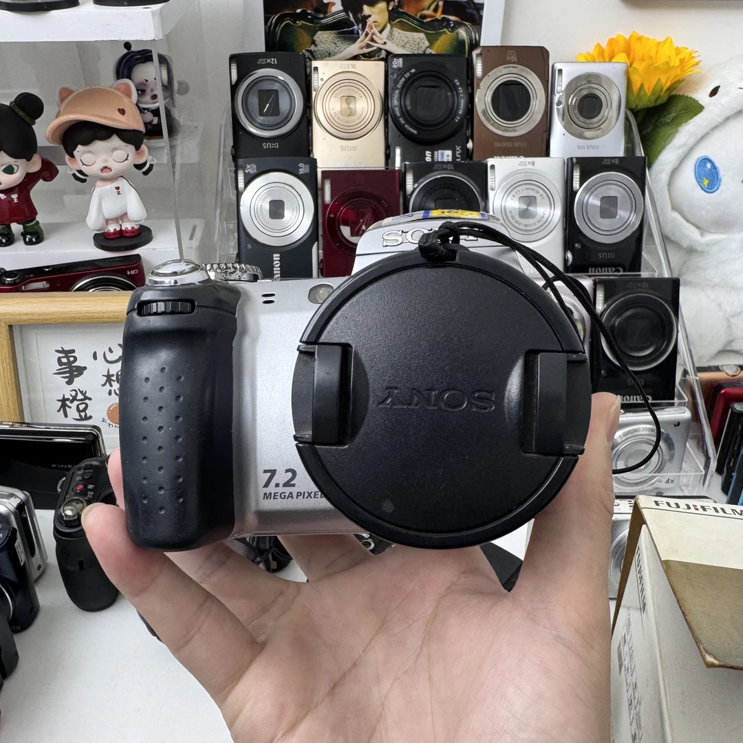 95新 Sony/索尼 h5 12倍光学变焦自备五号电池