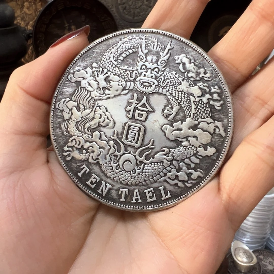 金属复古风格摆件