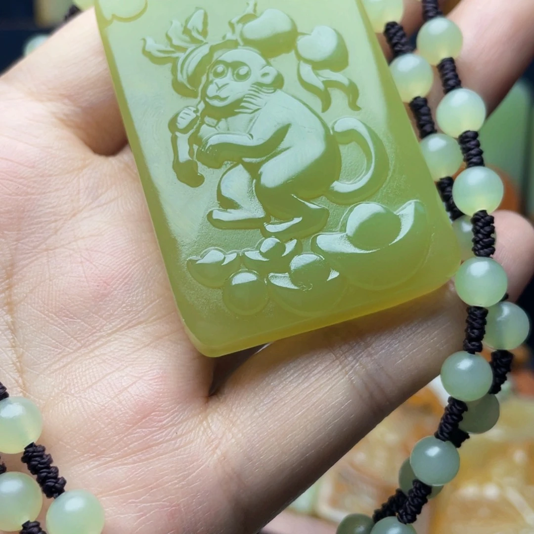 余****新疆昆仑山料牌形