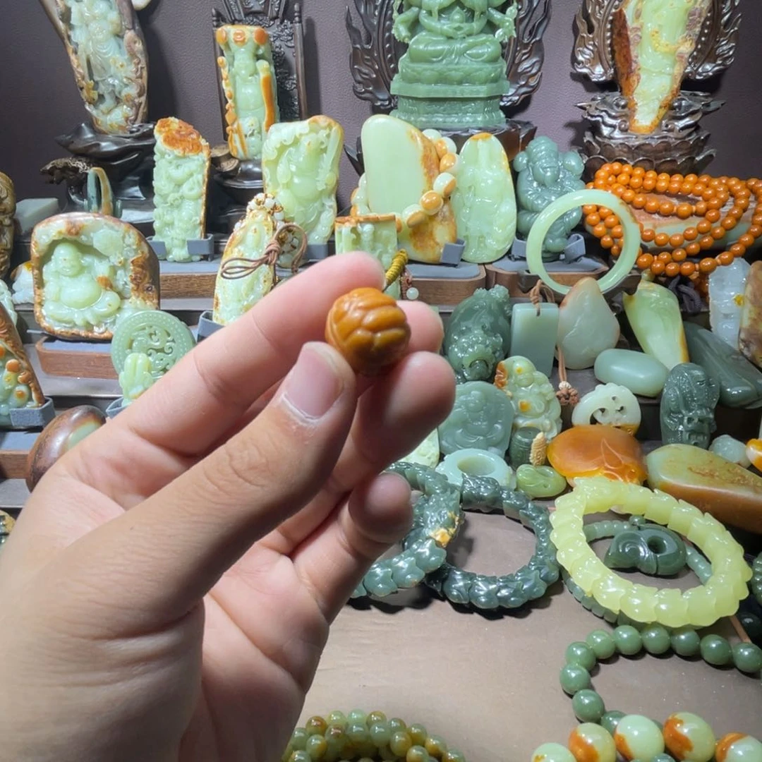 透闪石质玉富甲单珠未镶嵌
