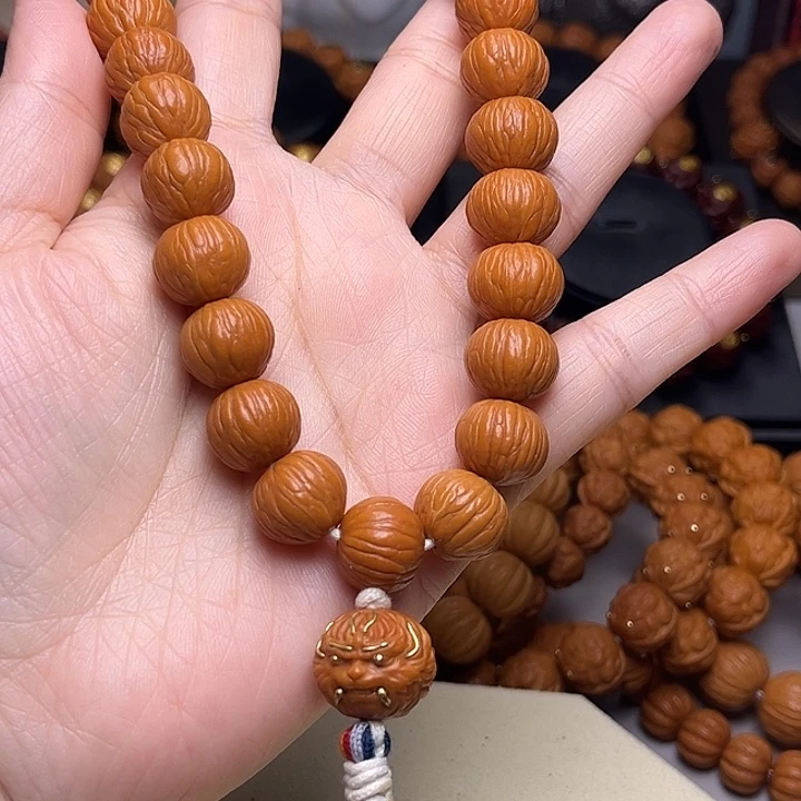 猴头核桃吊坠1.4土豪手持