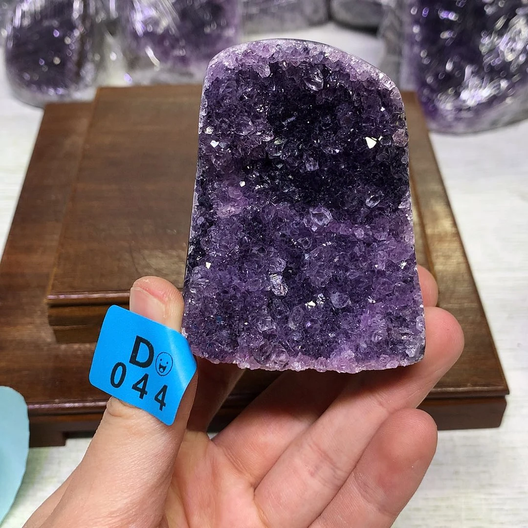 紫晶大型摆件（非配饰）未镶嵌