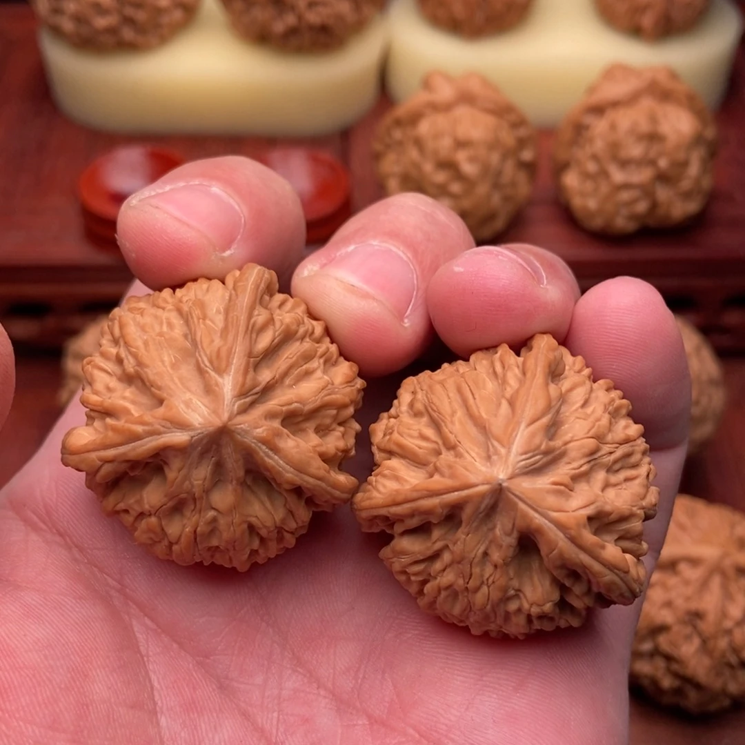 桃核把件z*y绝配粗筋奔36