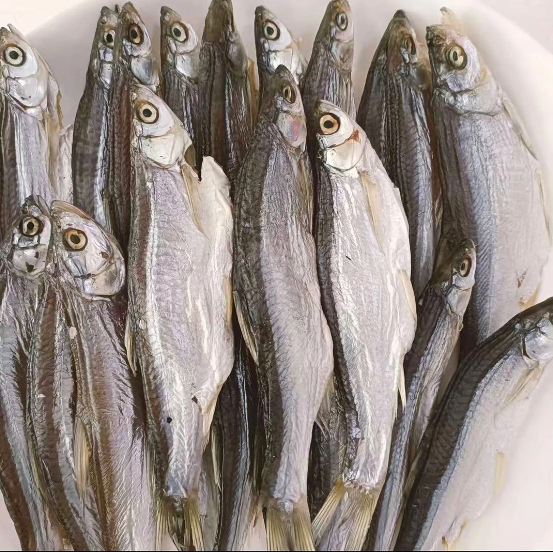 东北淡水青鳞鱼干