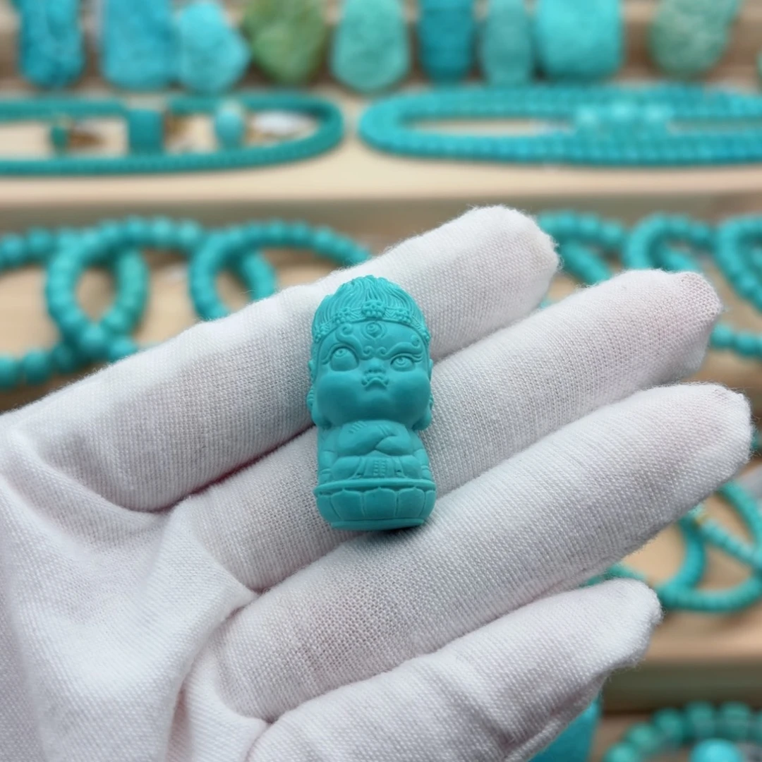 绿松石未镶嵌珠宝奇石