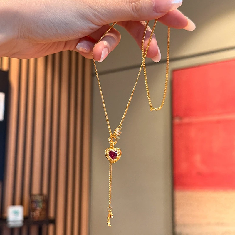 复古红石爱心星月吊坠小巧项链小众独特精致饰品百搭小清新简约