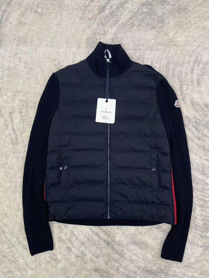未使用 MONCLER XL码针织拼接款羽绒夹克-50548
