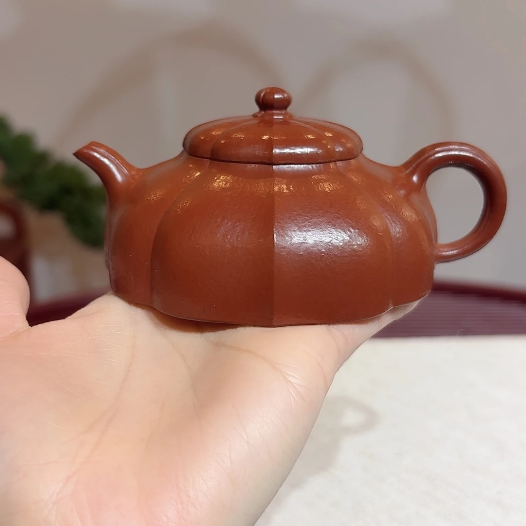 紫砂茶壶筋纹半月