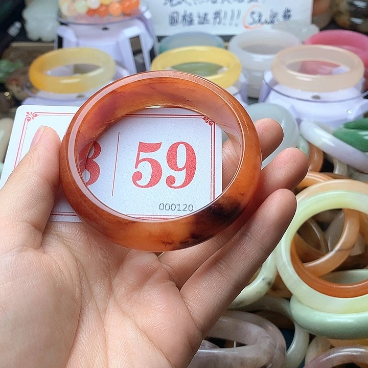 石英质玉（黄龙玉）未镶嵌手镯