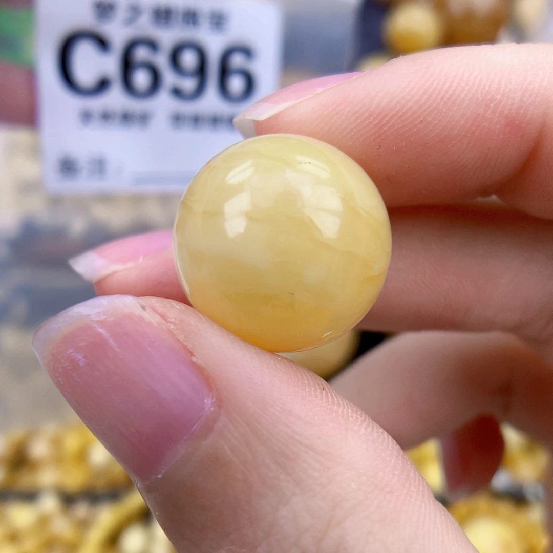 未镶嵌琥珀珠宝奇石16.8