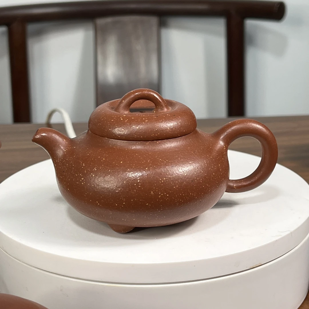 桥钮三足乳瓢 160毫升轻微暇 半手严老师作 调砂红清水泥紫砂壶