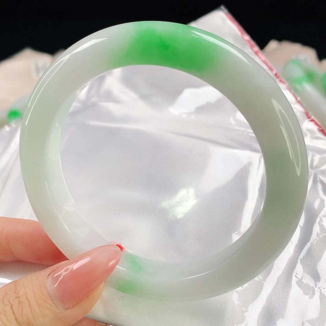 未镶嵌手镯翡翠60.8圈口