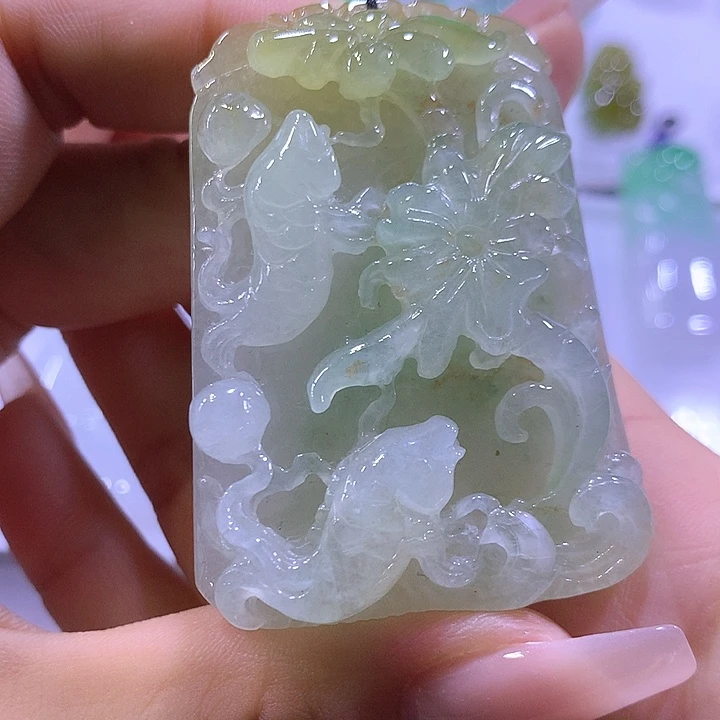 翡翠未镶嵌颈饰天然翡翠A货吊坠