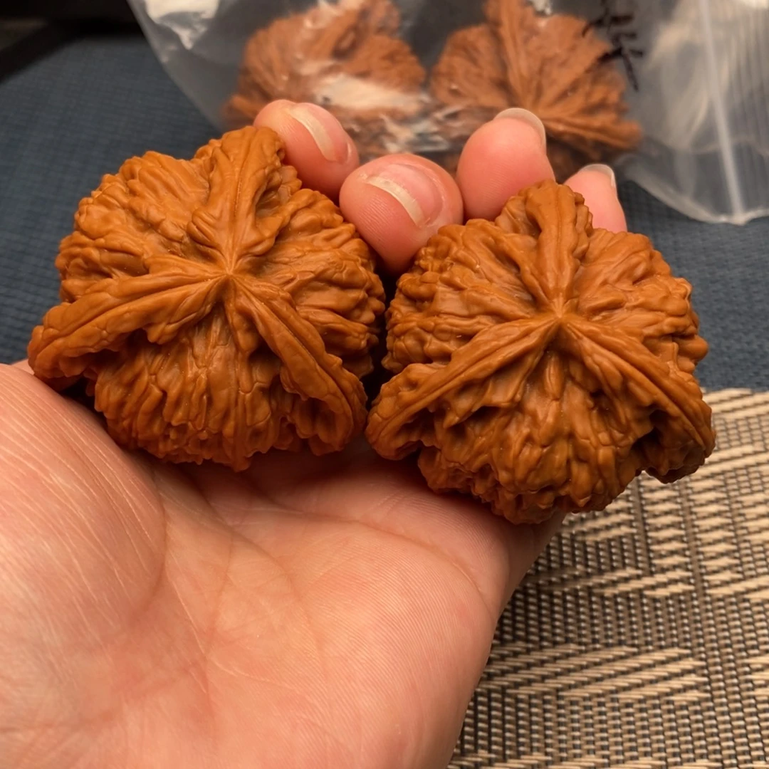 轻***舟吊坠文玩核桃三棱