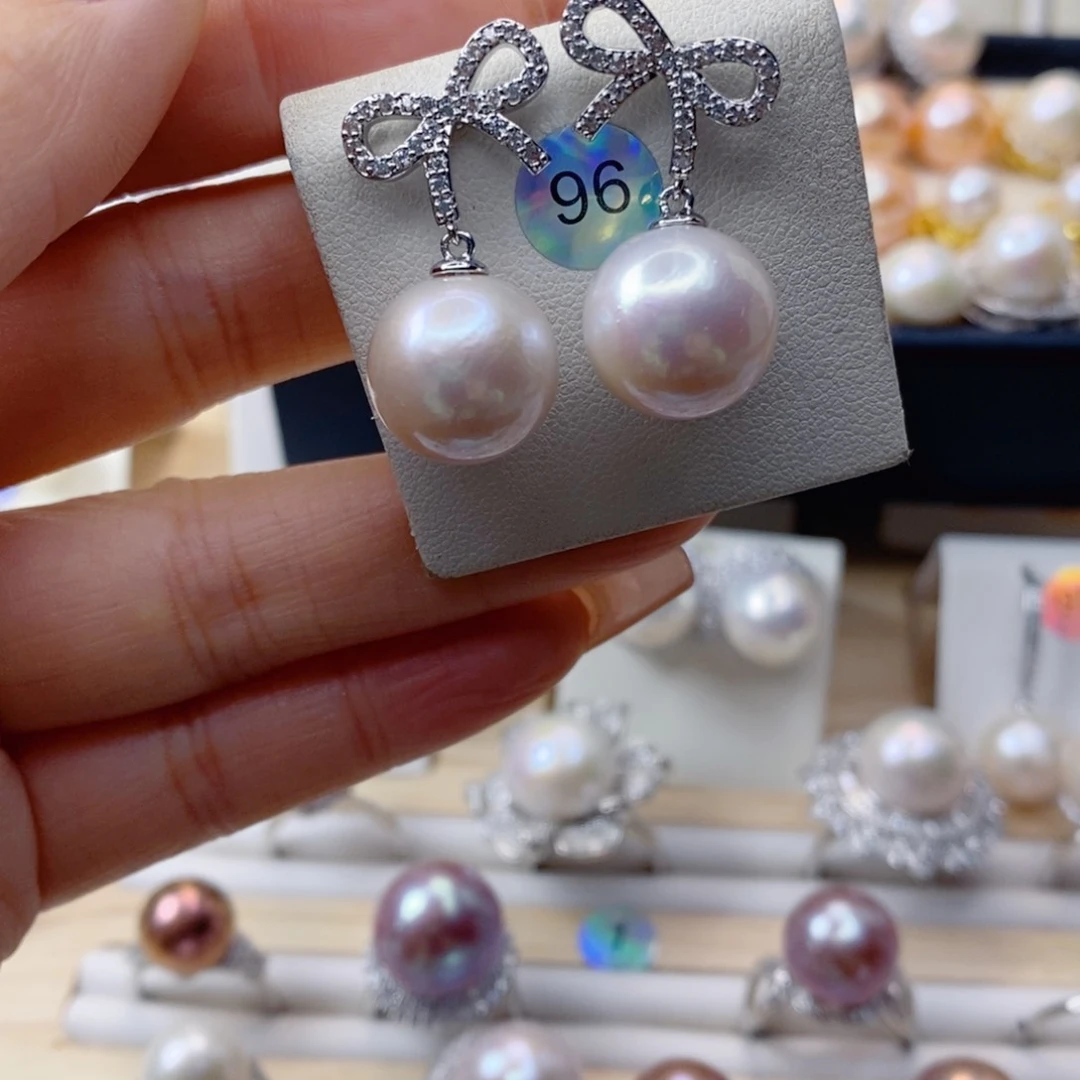 淡水珍珠耳饰合金