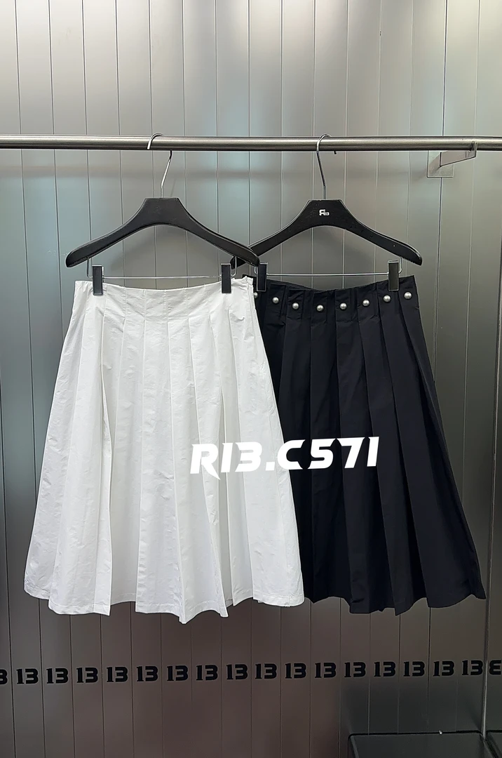裙长68-69-70 腰围72-76-80压折设计款黑白半裙5763