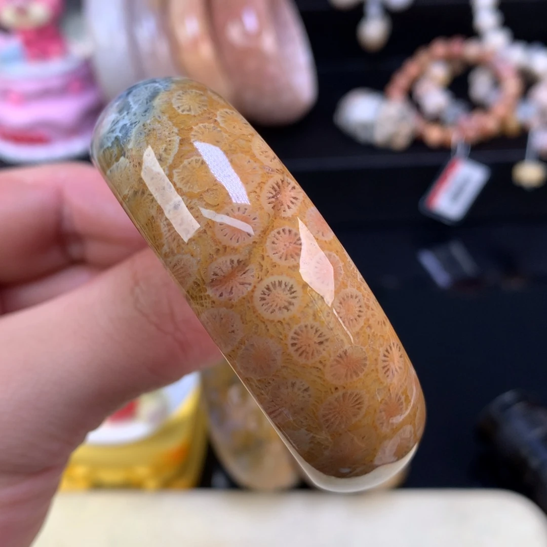 硅化珊瑚（珊瑚玉）未镶嵌颈饰50号红彩花心柠檬53圈