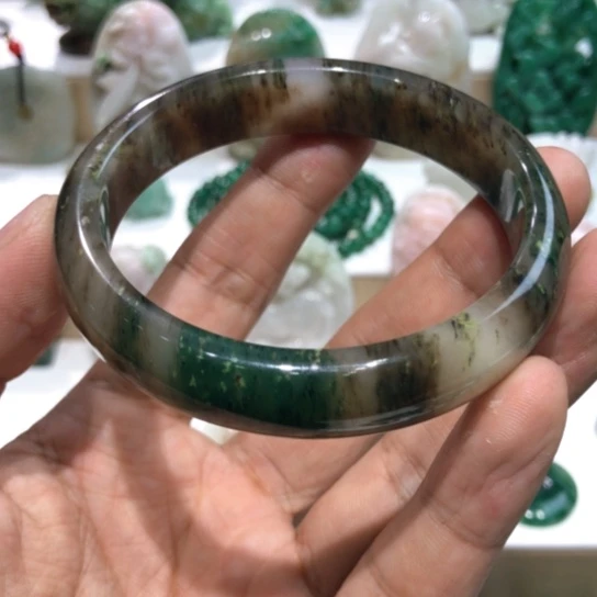 独山玉手镯未镶嵌60.6圈口