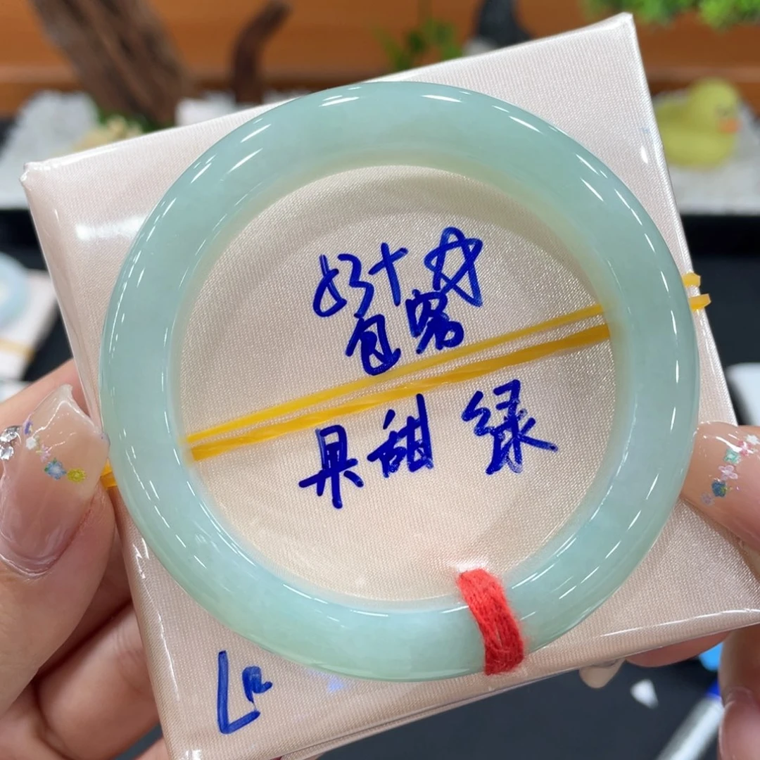 翡翠未镶嵌手镯天然缅甸翡翠A货手镯 66
