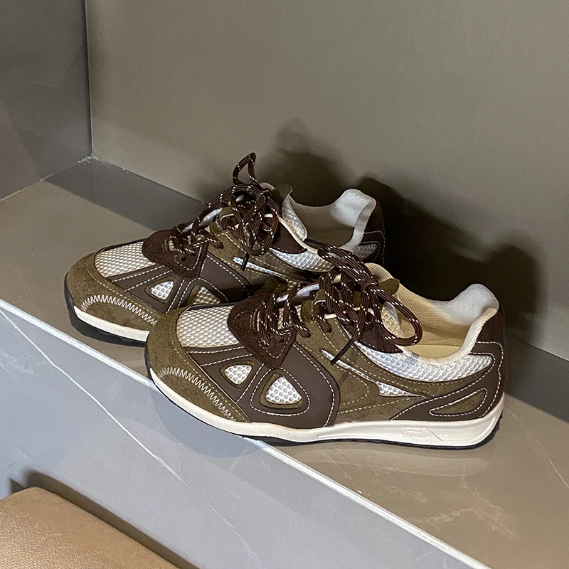 网面时尚休闲运动鞋女平底2025秋季新款阿甘鞋女厚底透气女鞋