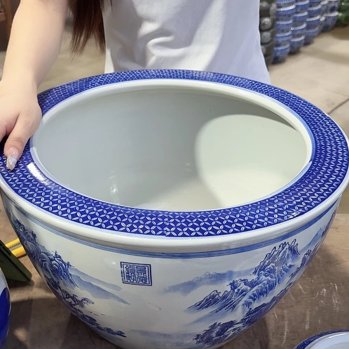 瓷片口径40厘米 高度25厘米