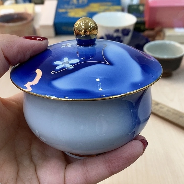 瓷片七****愁哈哈哈哈哈哈哈哈哈哈