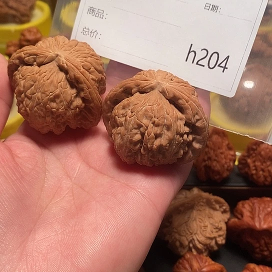文玩核桃把件猪**孩白狮子