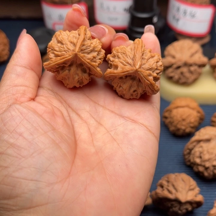 吊坠文玩核桃33盘山三棱全品