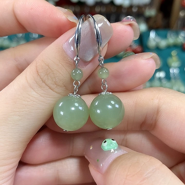 和田玉银S925镶嵌耳饰天然卡12mm左右冰晴水