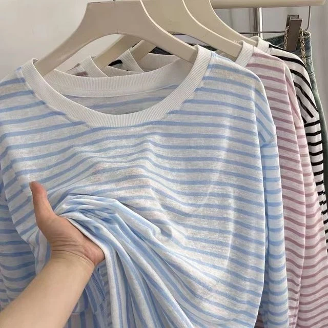 轻薄透气冰丝条纹防晒长袖t恤女夏季薄款宽松圆领洋气罩衫上衣潮