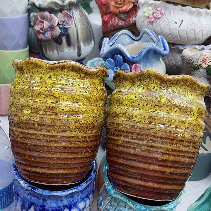 多肉绿植陶瓷花盆9.9包邮，有孔