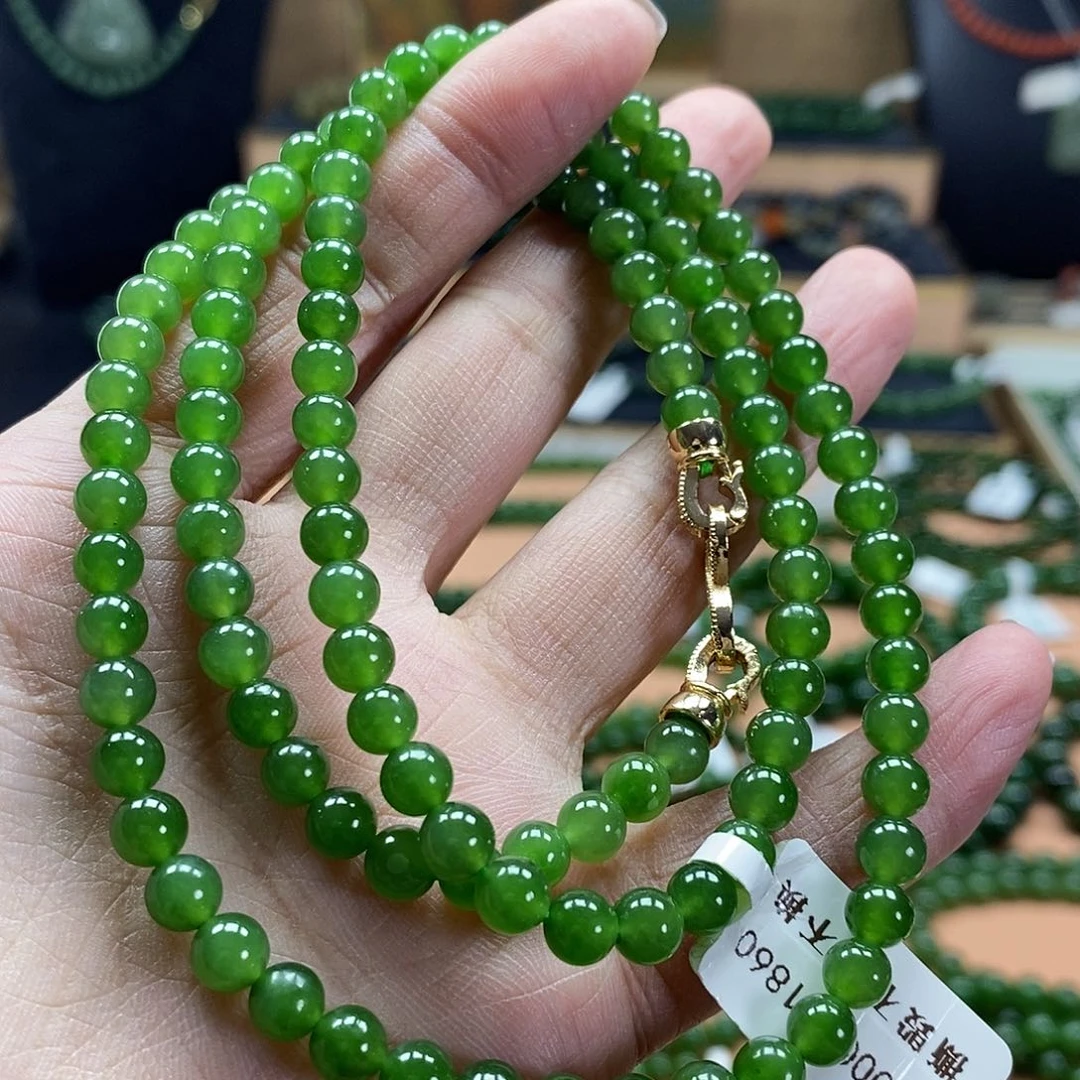 颈饰未镶嵌和田玉（碧玉）5.5mm