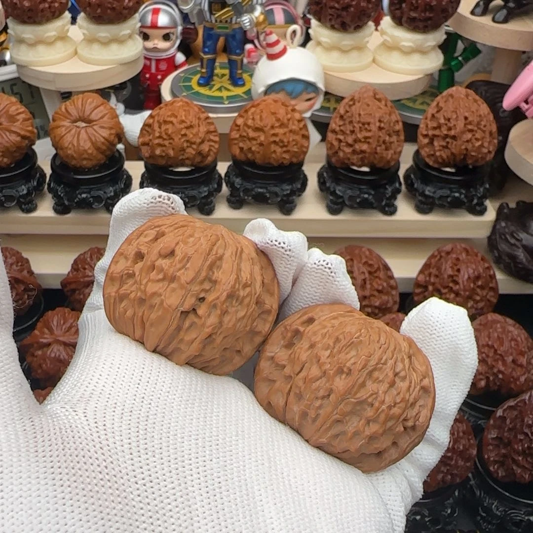 文玩核桃吊坠40全品正磨