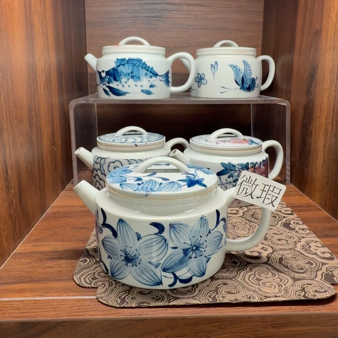 釉下手绘茶具微瑕