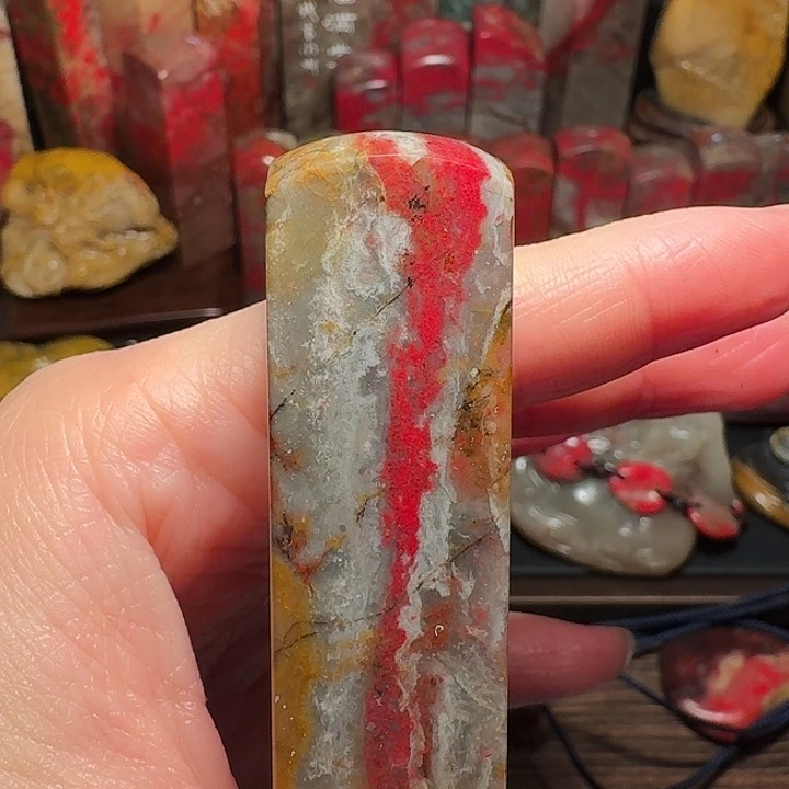 昌化鸡血石老*昌化鸡血石