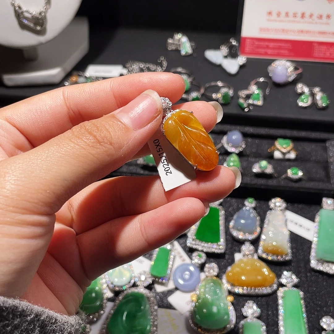 翡翠银S925镶嵌颈饰