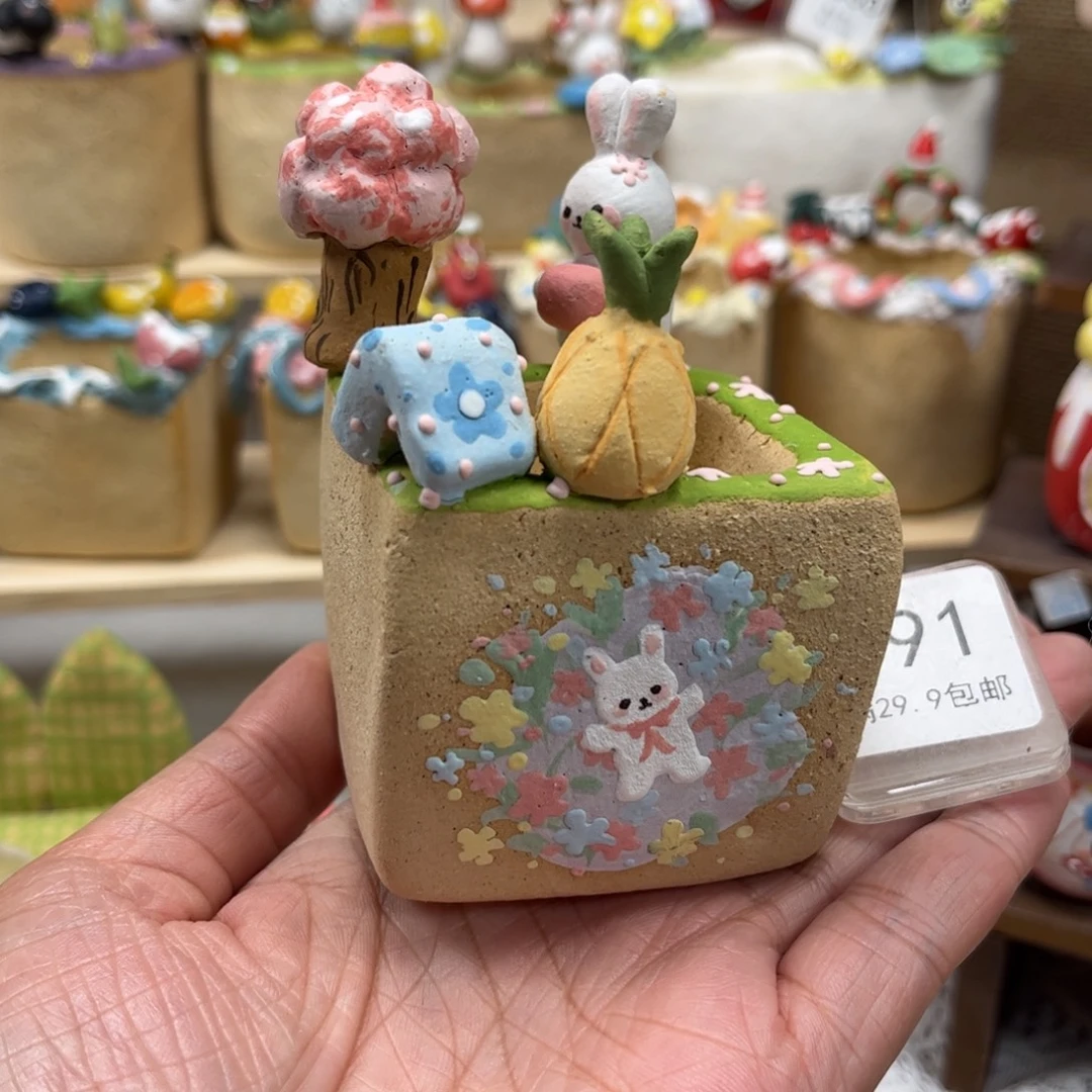 891兔子素烧花盆微瑕