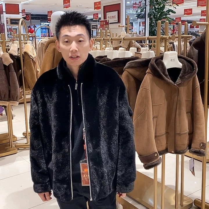 初晓服饰品牌男装