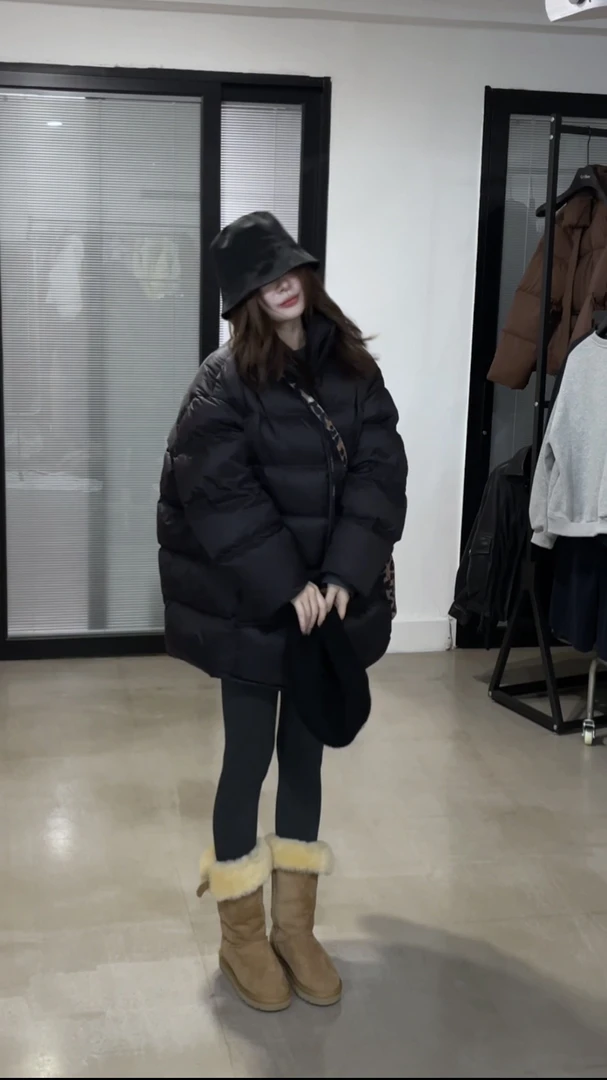 韩系新国标奶油长泡芙立领羽绒服205克   2425