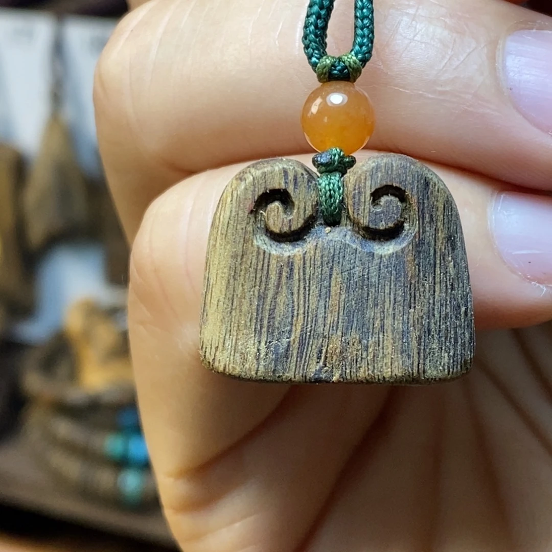 沉香碎屑沉香牌子