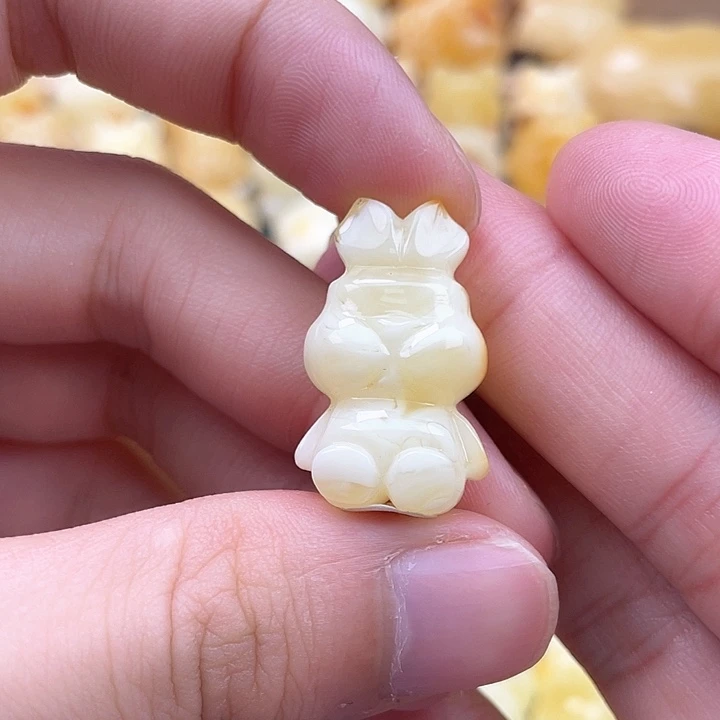 未镶嵌琥珀裸石蜜蜡