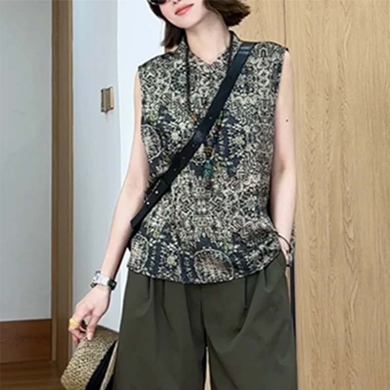 新中式重工提花马甲背心女2025夏季新款设计感花纹宽松百搭小马夹